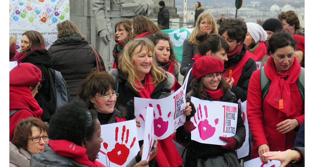Violenza sulle donne, flash mob a Bruxelles