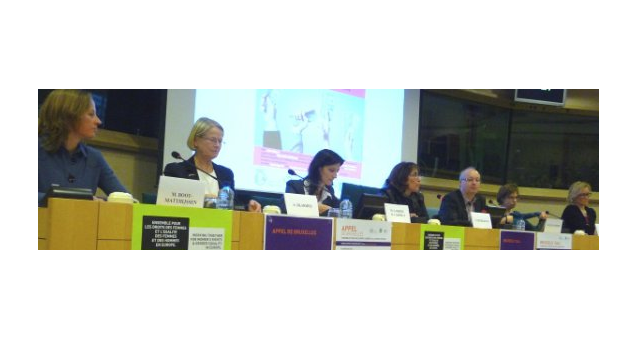 Le Lobby européen des femmes coorganise une conférence qui met l'abolition de la prostitution à l'agenda politique européen 