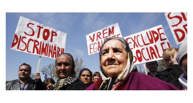 For Women, by Women – Romnjanca Romnjange: Roma Women in Focus Conference